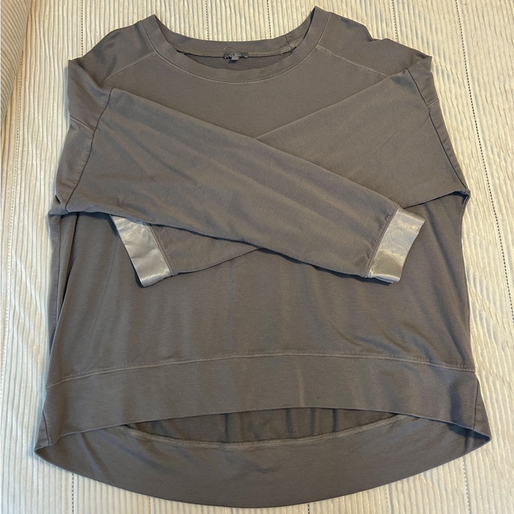 PJ Harlow sweatshirt